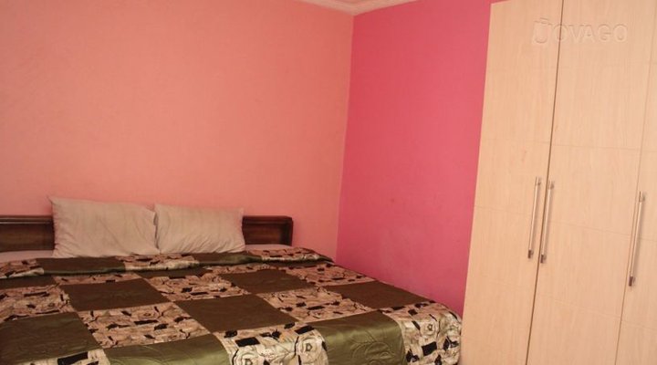 Precious Garden Hotel