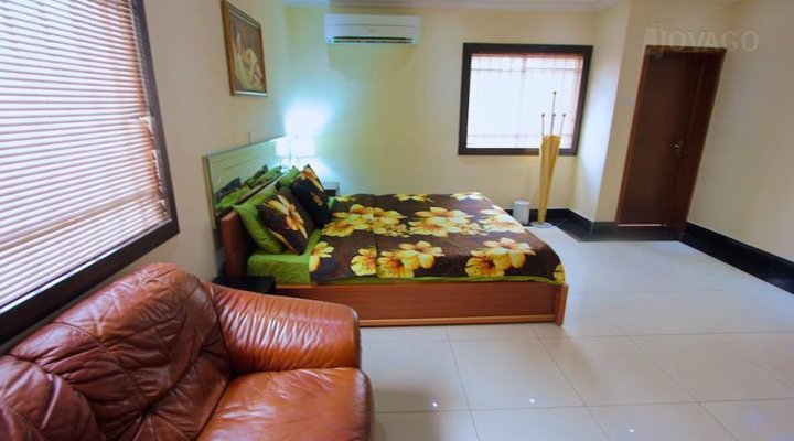 Marshal Suites and Apartments