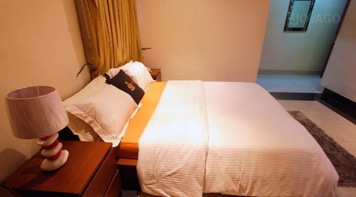 Marshal Suites and Apartments