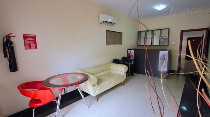 Marshal Suites and Apartments