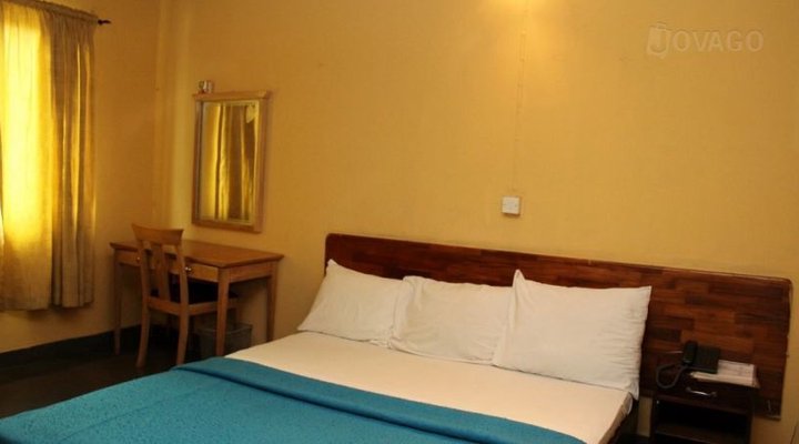 Ademola Hearts Hotel