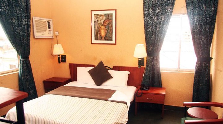 HS Continental Blue Ribbon