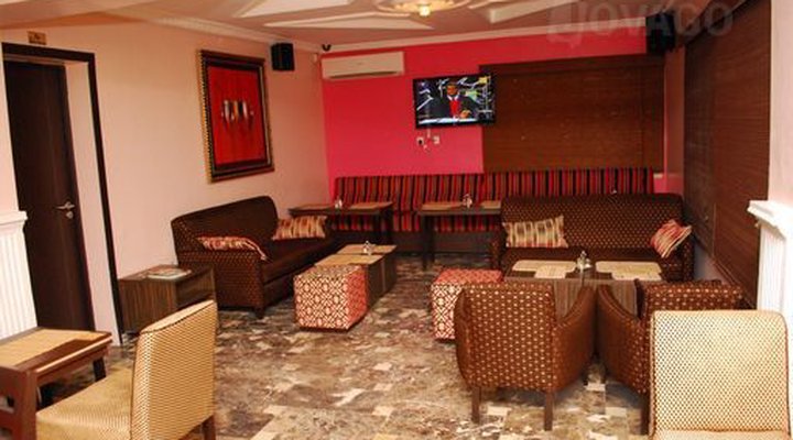 Valley Point Hotel & Suites