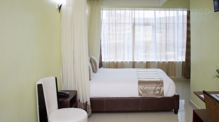 The Legacy Hotel & Suites