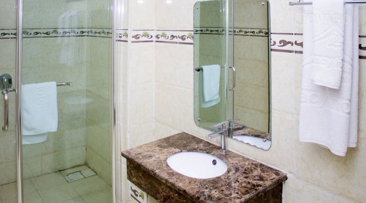 The Legacy Hotel & Suites