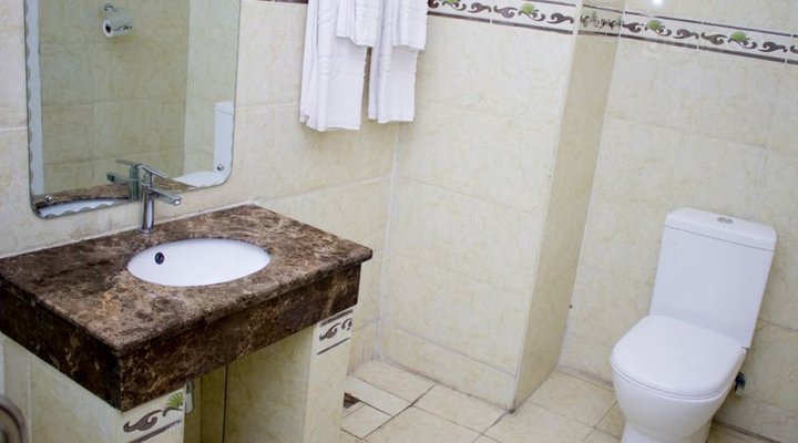 The Legacy Hotel & Suites
