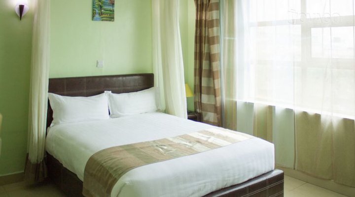The Legacy Hotel & Suites