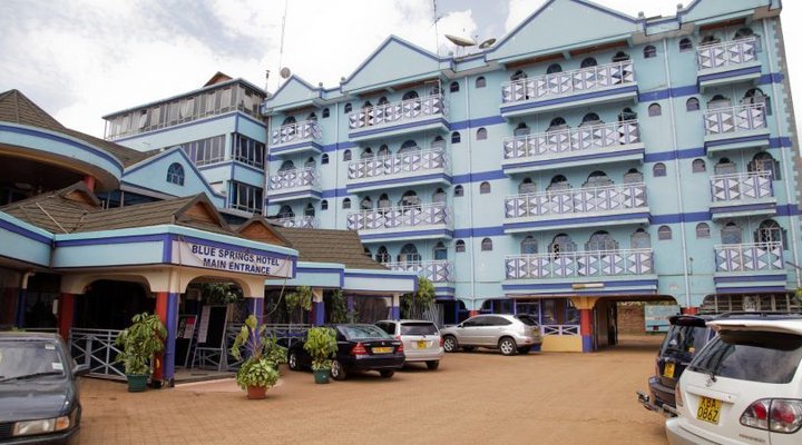 Blue Springs Hotel
