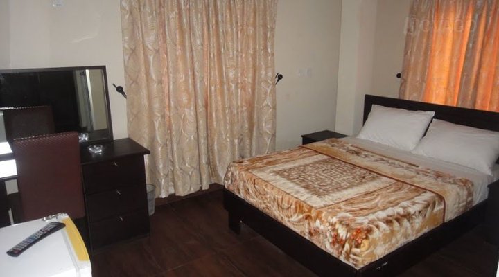 Exquisite Suites & Conference Centre