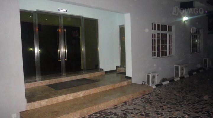 Exquisite Suites & Conference Centre