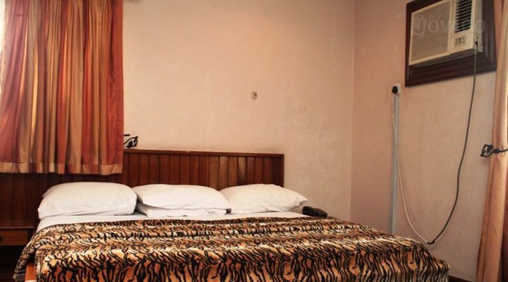 Chelsea Suites Limited