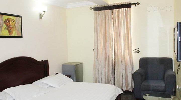 Cosmila Suites and Hotels (Lagos)