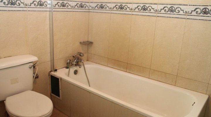 VicMike Villa Hotel & Suites