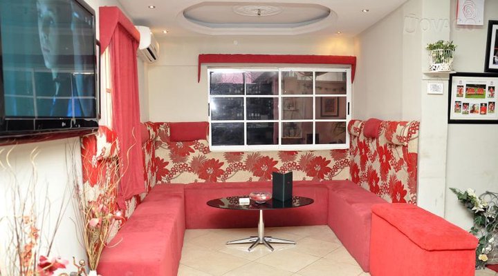 Dcove Suites