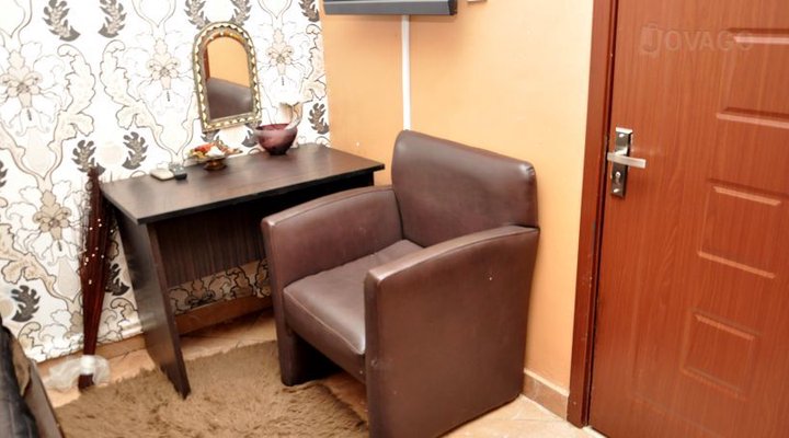 Dcove Suites