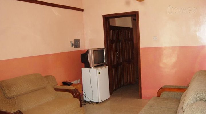 Palmroof Hotel And Halls