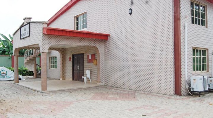 Palmroof Hotel And Halls