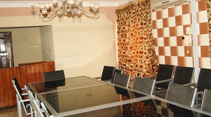 Palmroof Hotel And Halls