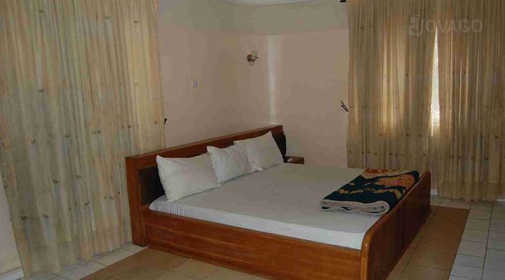M B Hotel