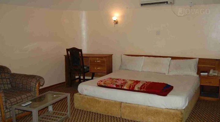 M B Hotel