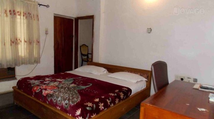 Executive Garden Hotel