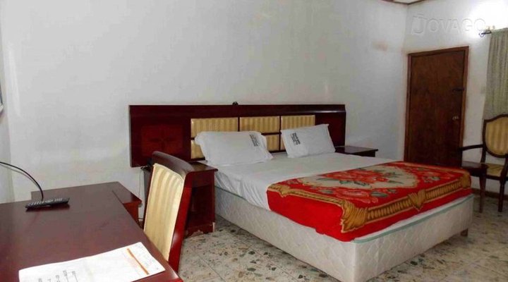 Executive Garden Hotel