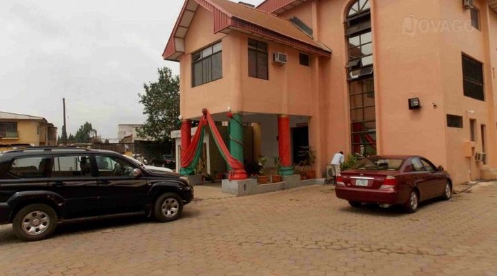 Executive Garden Hotel