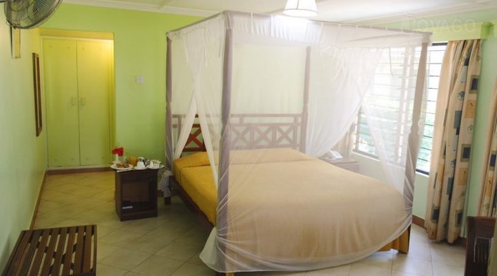 Jumuia Beach Resort Kanamai