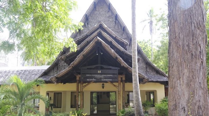 Jumuia Beach Resort Kanamai