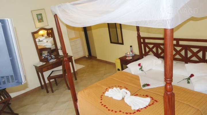Jumuia Beach Resort Kanamai