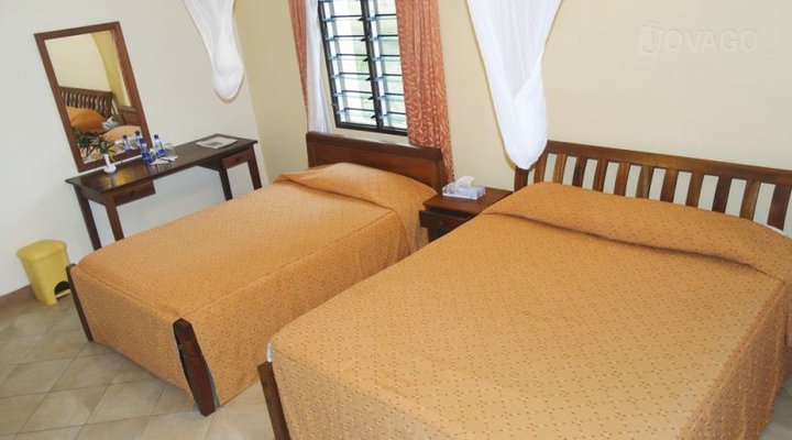 Jumuia Beach Resort Kanamai