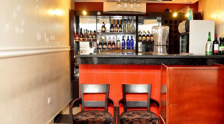 Beverly Suites