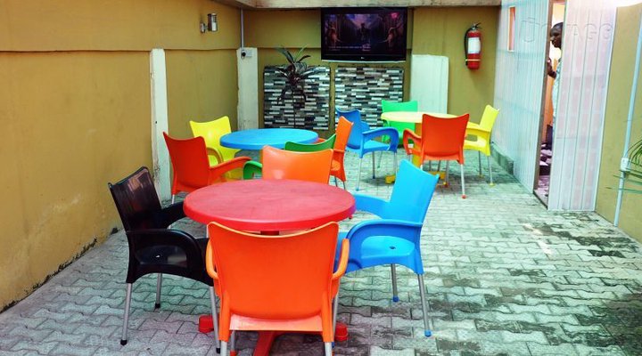 Beverly Suites