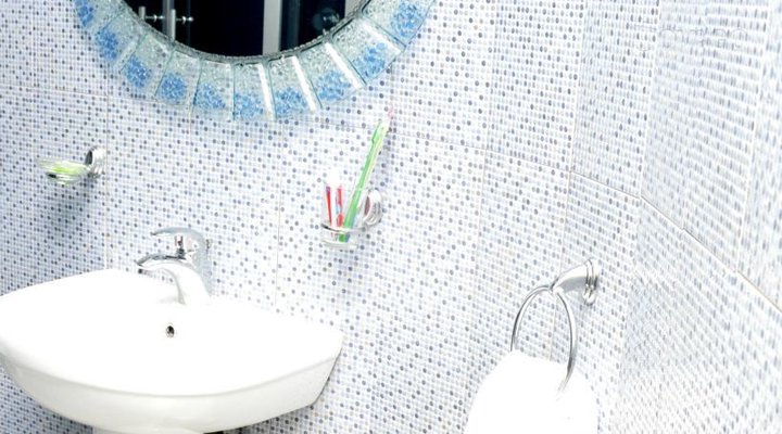 Twin Tower Hotel & Suites