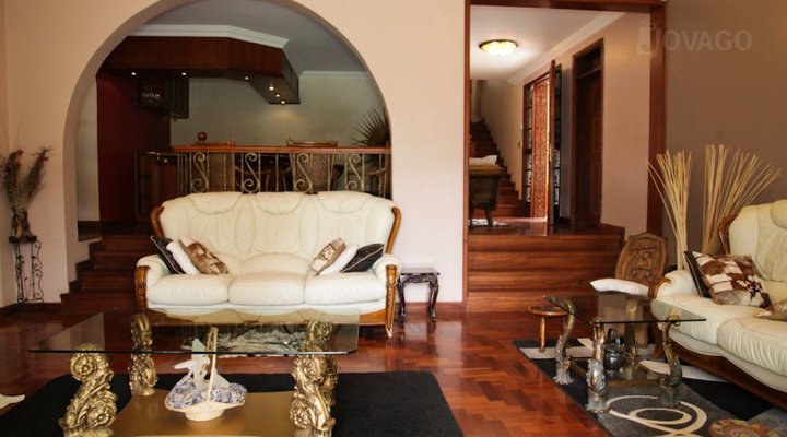 Boni House Bed & Breakfast