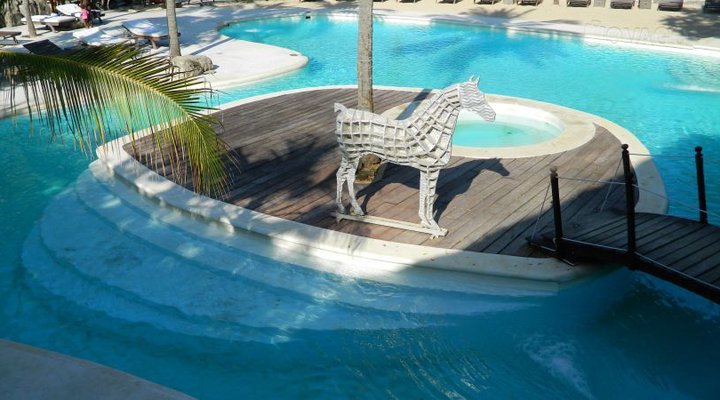 White Elephant Sea & Art Resort