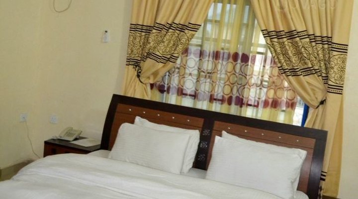 Danbigail Hotel And Suites