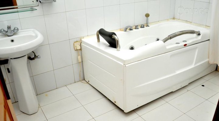 The Ambassador Villa Hotel