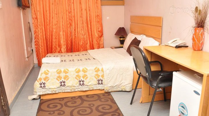 Encore Hotels and Suites (Abule Egba)