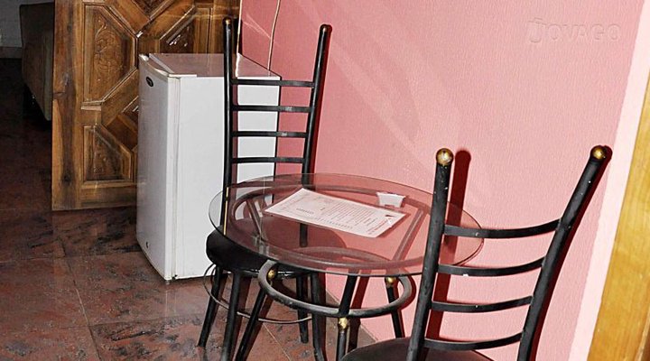 Alfoscar International Hotel & Suites