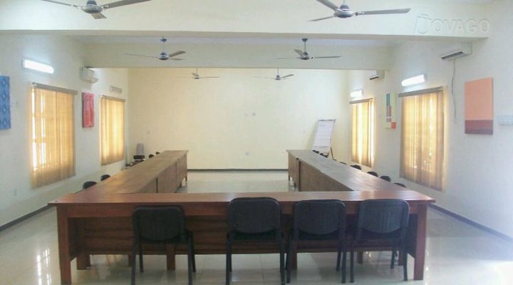 Franphinas Suites And Hotel