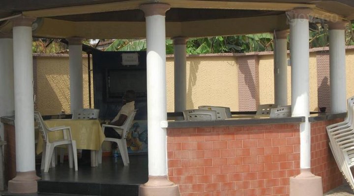 Eddy Mag Hotel And Suites