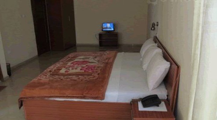 Palmcrest Hotels And Suites