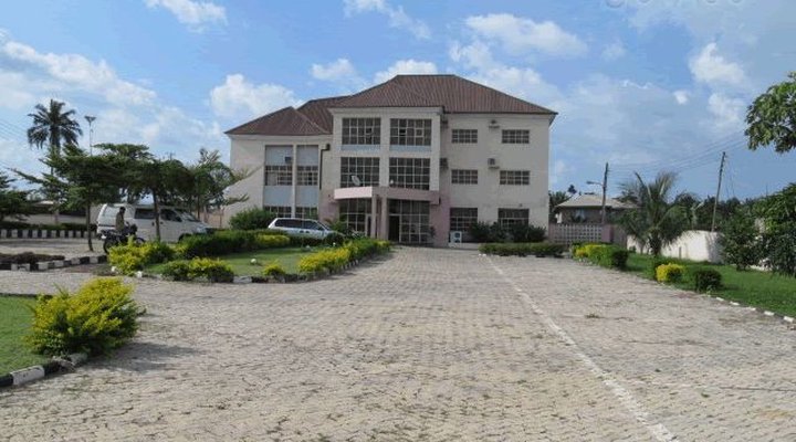 Palmcrest Hotels And Suites