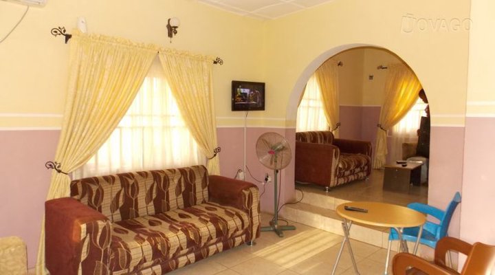 Sweet Ville Hotel And Suites