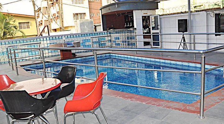 De Boss Garden Hotel