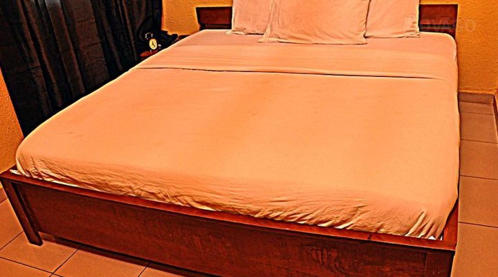 Royal Executive Suites