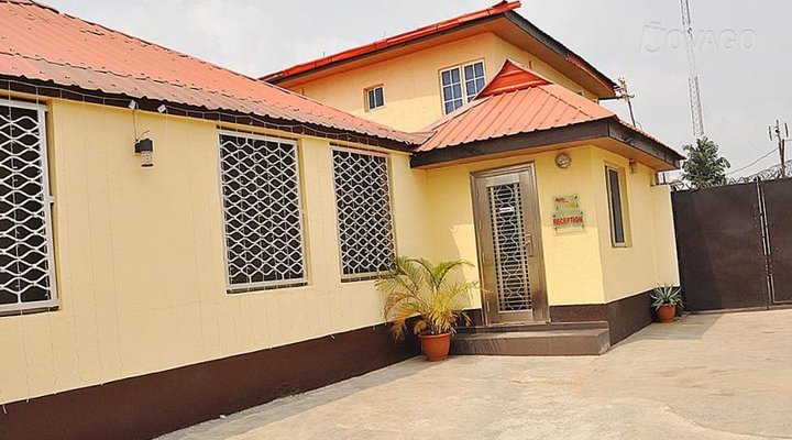 Royal Executive Suites