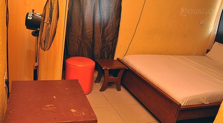 Royal Executive Suites