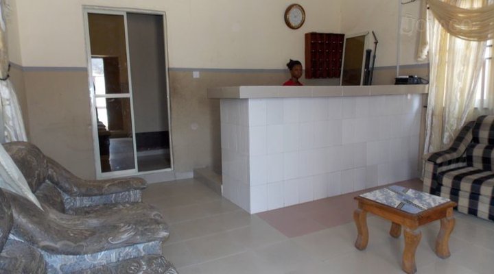 Afrique Continental Hotel Eneka